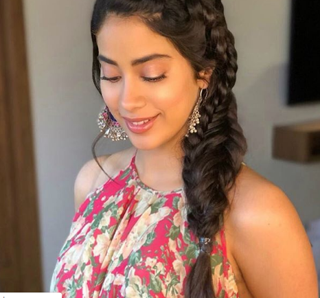 Mouni Roy wore a kurta with gharara and it's so pretty! - Times of India